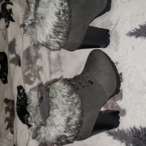 Charlotte Russe Grey boots with fur size 7